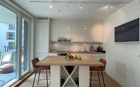 Exclusive Apartment, Sea View To Oslo Fjord, Located On Water In Oslo Center